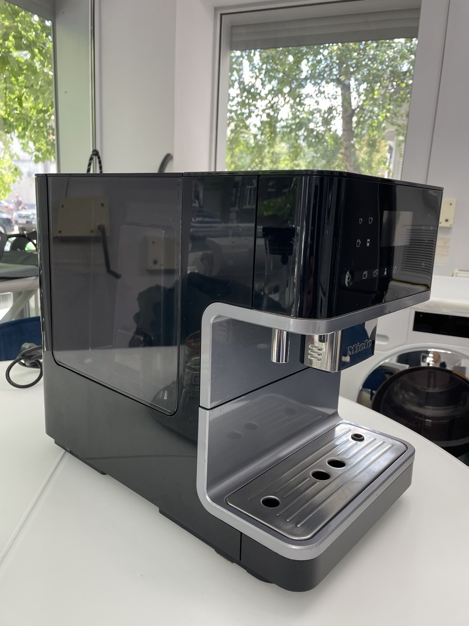 CM6300 черная 1